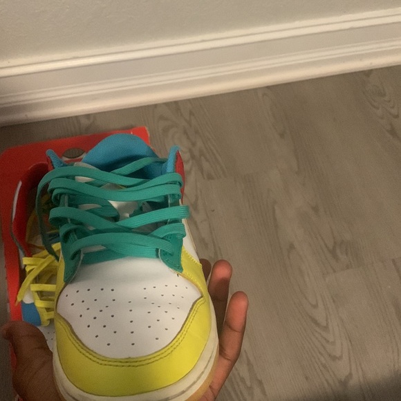 Free 99 Dunk Low - Picture 6 of 9